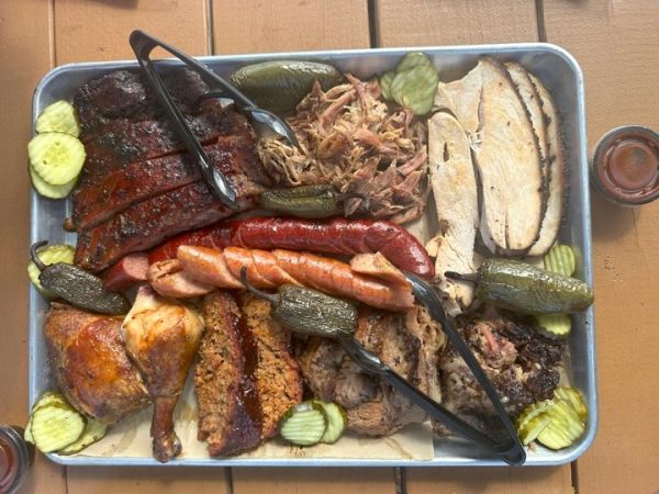 Texas plates The Tailgate (Feeds 15+)